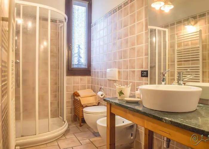 Con Vista B&B 파엔차